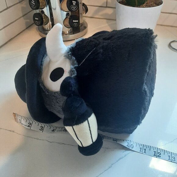 Squishable Plush Plague Doctor Plush Stuffed Animal Toy Lantern Black Japan - Picture 8 of 9